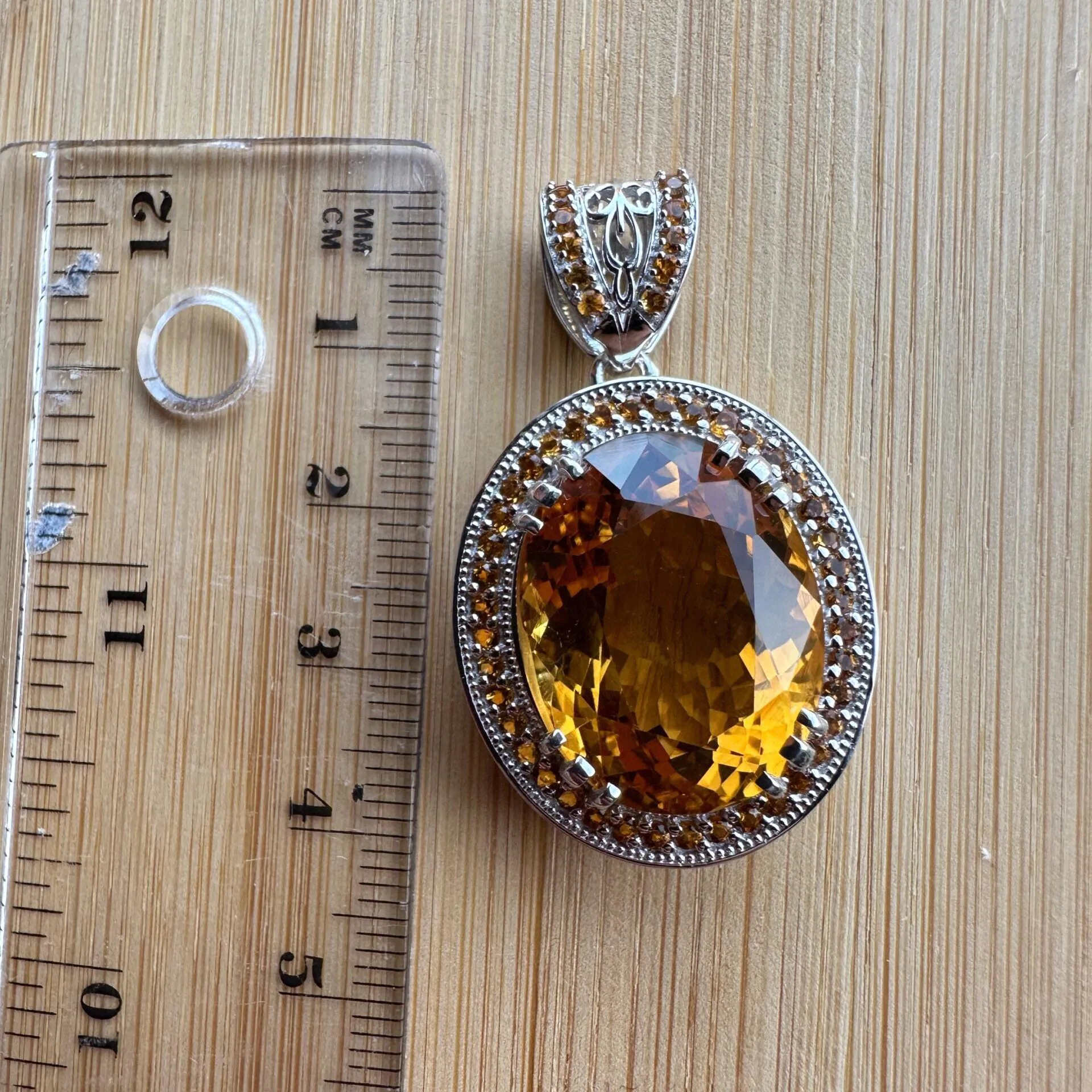 Citrine Gemstone Pendant - Image 4